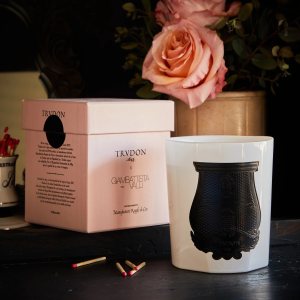 Cire Trudon GIAMBATTISTA VALLI ROSE POIVREE Ароматна свещ 270г