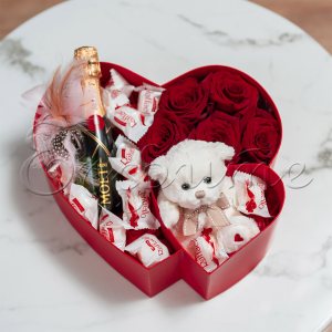 Кутия с рози - Сърцето на Мечо
